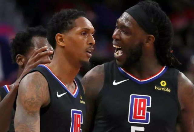 欧文突破助攻制胜球（欧文强突妙传造绝杀）