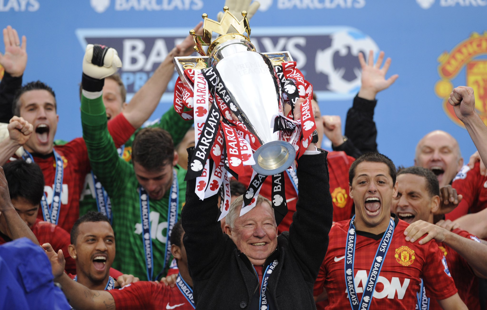 赵鹏：邵佳一人品很不错且性价比高，不行再归化两三个外援（赵鹏称邵佳一人品佳、性价比高，必要时再归化两三名外援）