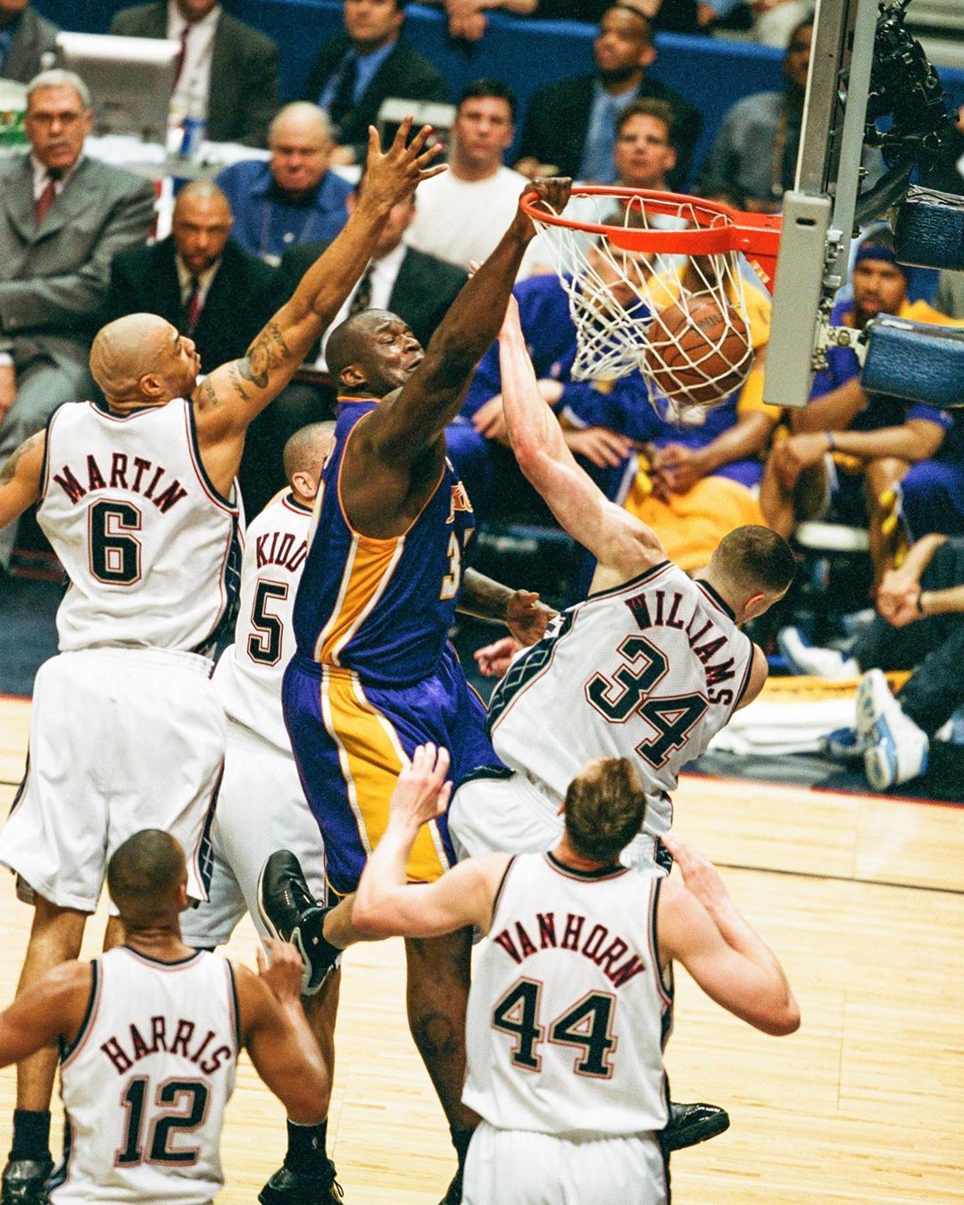 齐沃：足球是美丽的，我希望球员快乐，带着激情勇气微笑上场（齐沃：愿球员享受足球之美，带着激情与勇气微笑登场）