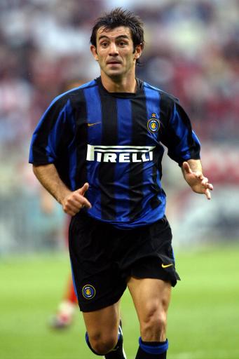 记者丨米兰vs科莫海外赛告吹（记者：米兰与科莫海外赛未能成行）