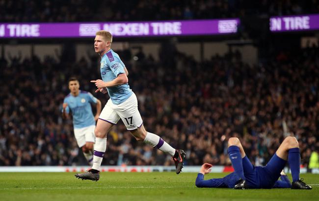 三杀雷霆，拯救不良少年，主教练米奇正带领马刺重返冠军行列！（三连克雷霆，挽救迷途少年，主教练米奇正引领马刺重回争冠行列！）