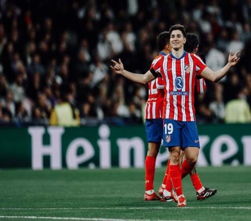 进亚冠精英附加赛！北京国安夺杯赛冠军！完胜河南队！法比奥戴帽（国安捧杯挺进亚冠精英附加赛，法比奥帽子戏法完胜河南）