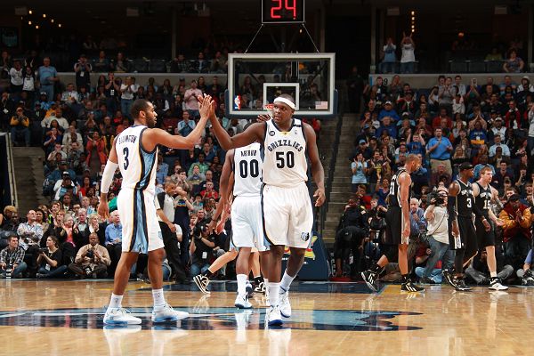 SGA连续第95场得分20+ 马克西今天止步21场&现存第二变成希罗15场（SGA连续95场20+；马克西止步21场，现役第二长改为希罗15场）